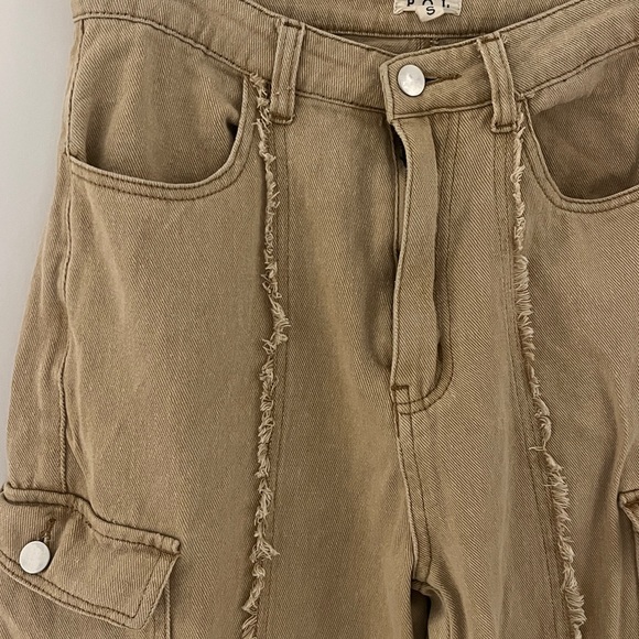 POL Tan Textured Pants - Picture 3 of 4